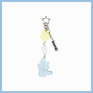 ILLIT 3rd MINI ALBUM 'bomb' POP-UP STORE Merch ACRYLIC KEYRING